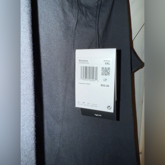 Nike Women's Black Romper NWT Size XXL - Picture 6 of 6